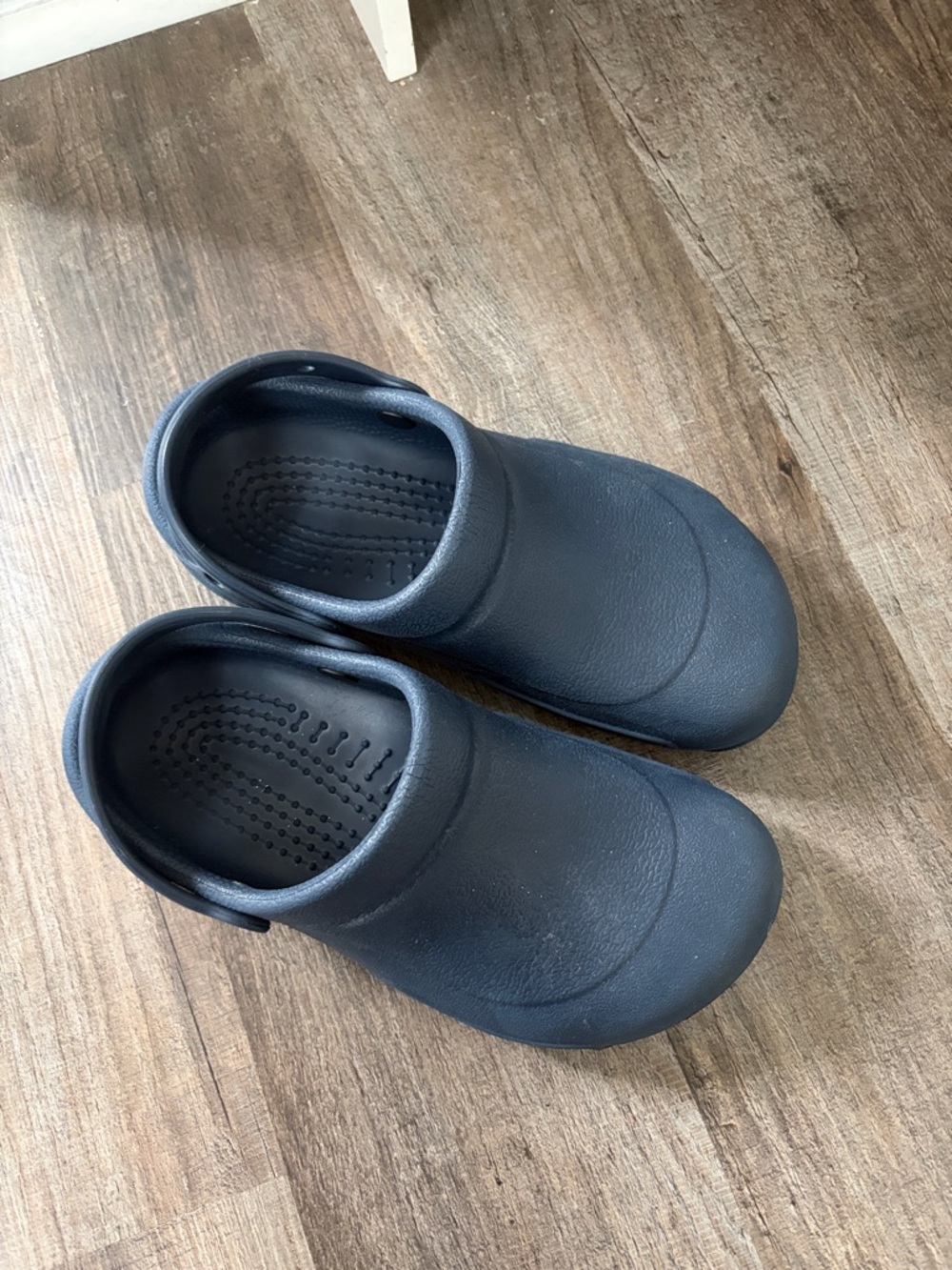 CROCS Navy Blue Classic Slip-On Clog